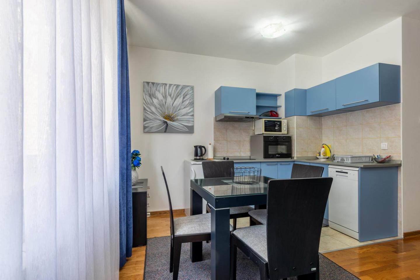 Apartment Maksi-Centar 兹拉蒂博尔 外观 照片