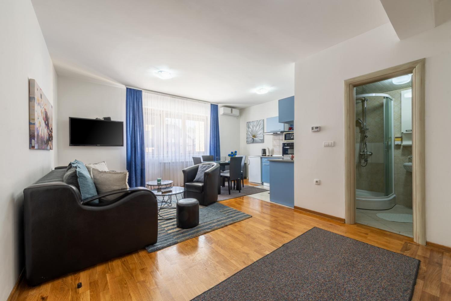 Apartment Maksi-Centar 兹拉蒂博尔 外观 照片